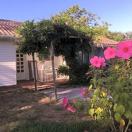Bed & Breakfast Les Taouleres 3*