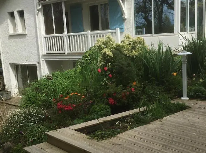 住宿加早餐酒店 乐斯淘乐瑞思住宿加早餐旅馆 3*